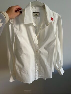 Tucker + Tate White Button-Down Shirt with Red Lip Embroidered Collar Accent